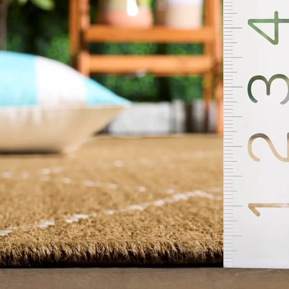 Safavieh Sisal Performance 5'-3" x 7'-6" Rug in Natural / Ivory