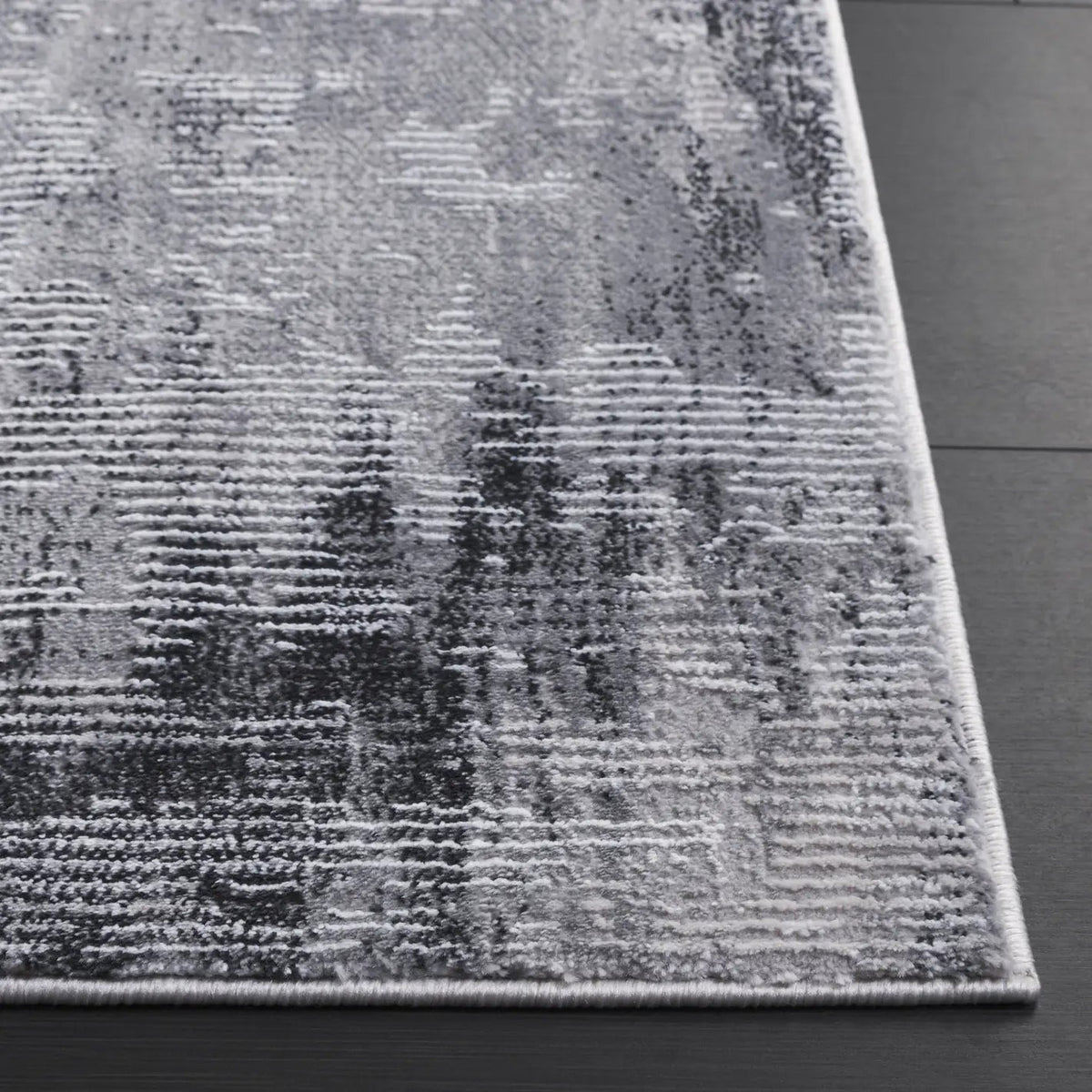 Safavieh Slate 700 4'-0" x 6'-0" Rug in Grey / Ivory