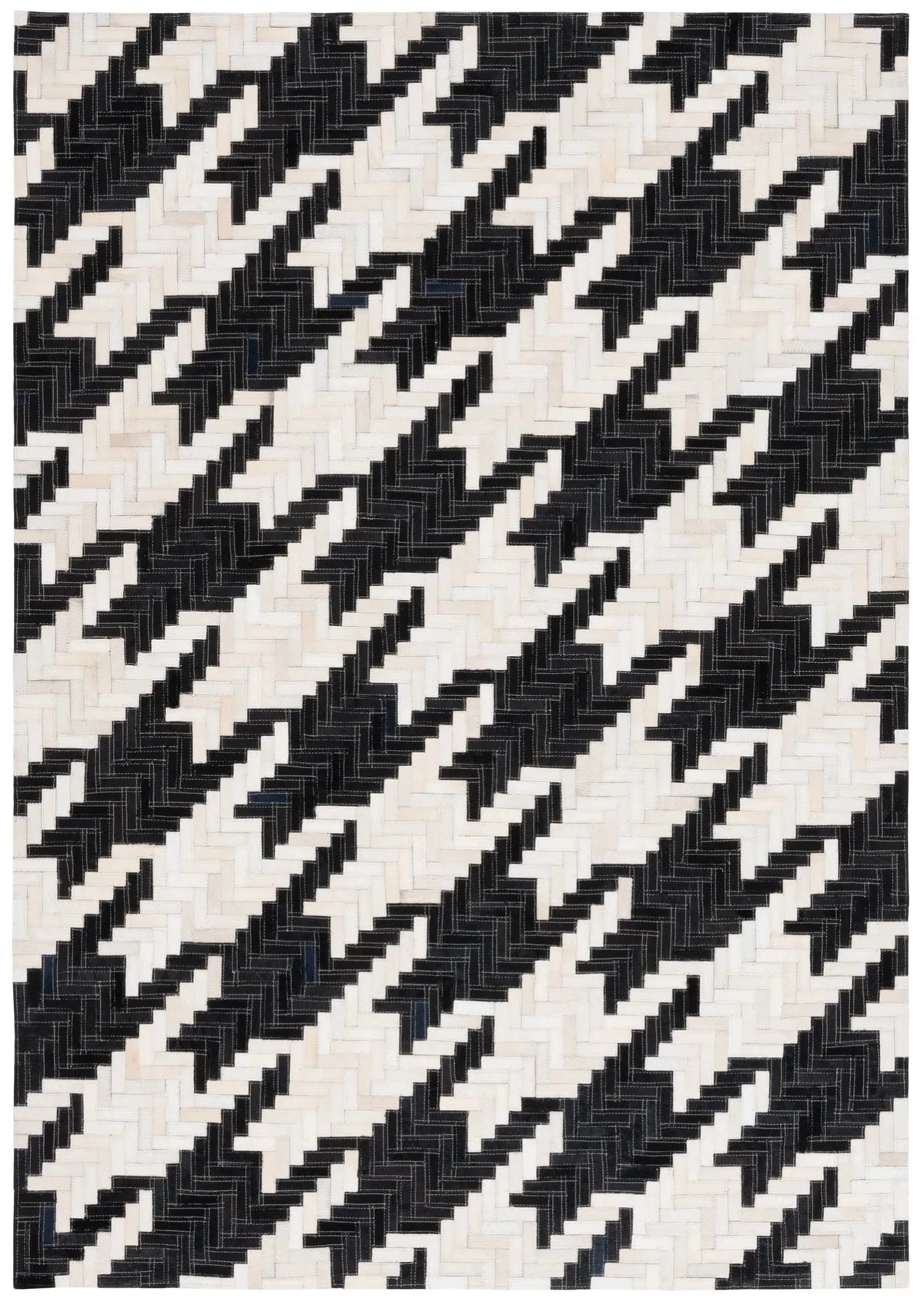 Safavieh Studio Leather 4'-0" x 6'-0" Rug in Ivory / Black