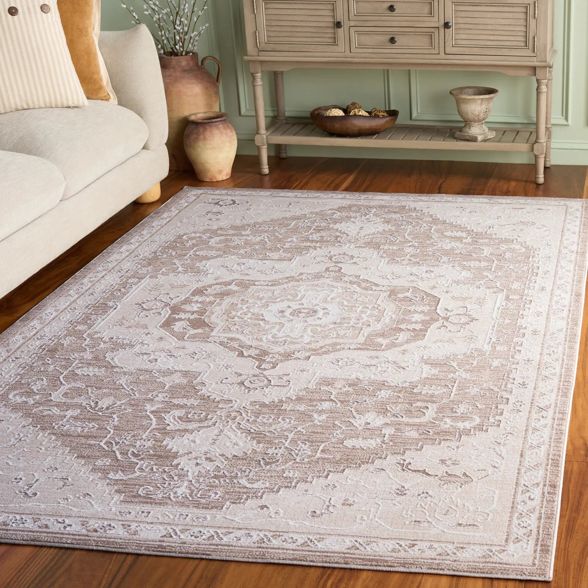 Safavieh Sydney 4'-0" x 6'-0" Rug in Beige / Brown Ivory