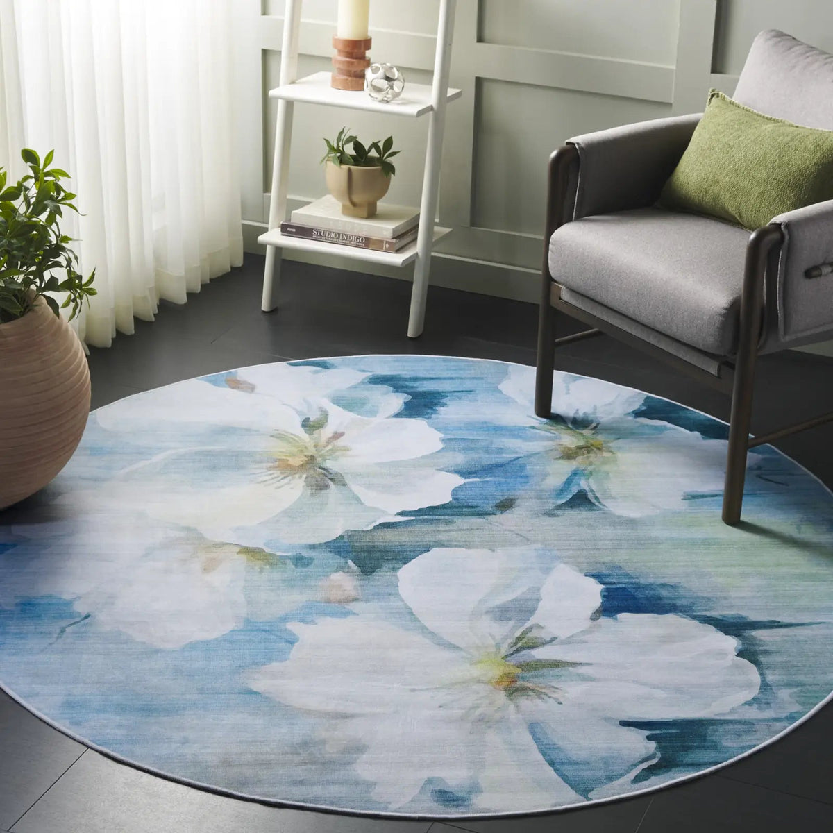 Safavieh Tacoma 6'-0" x 6'-0" Rug in Light Blue / Ivory