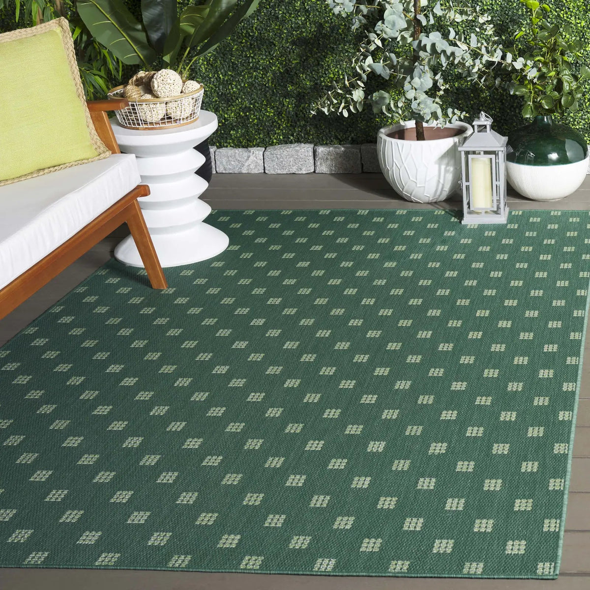 Safavieh Terrace 800 4'-0" x 6'-0" Rug in Dark Green / Light Green