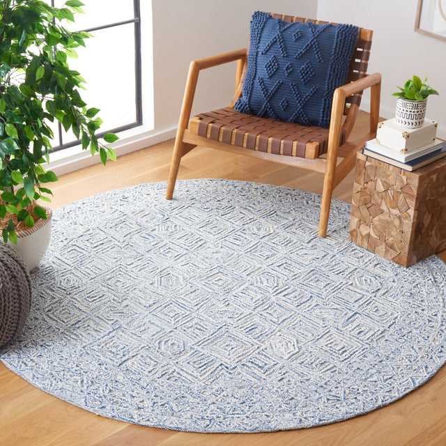Safavieh Textual Txt201M Blue/Ivory Rug.