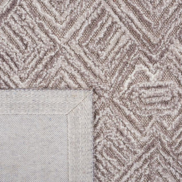 Safavieh Textual Txt201T Brown Rug.