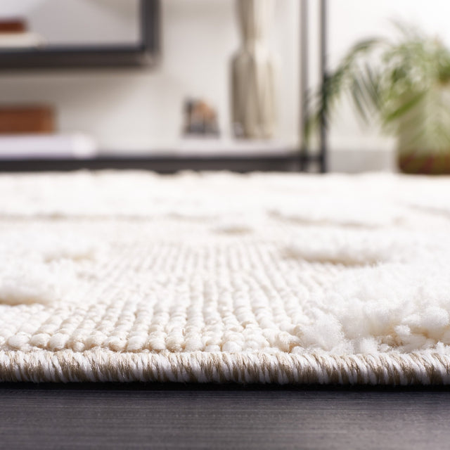 Safavieh Trends Trd100B Beige/Ivory Rug.