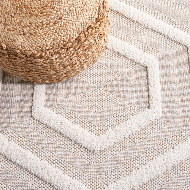 Safavieh Trends Trd114B Beige/Ivory Rug.