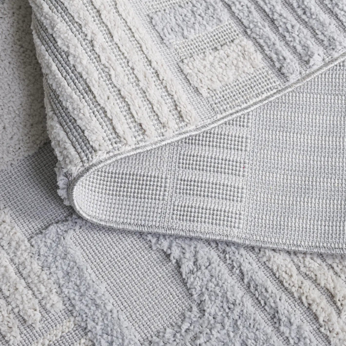 Safavieh Trends 4'-0" x 6'-0" Rug in Ivory / Grey