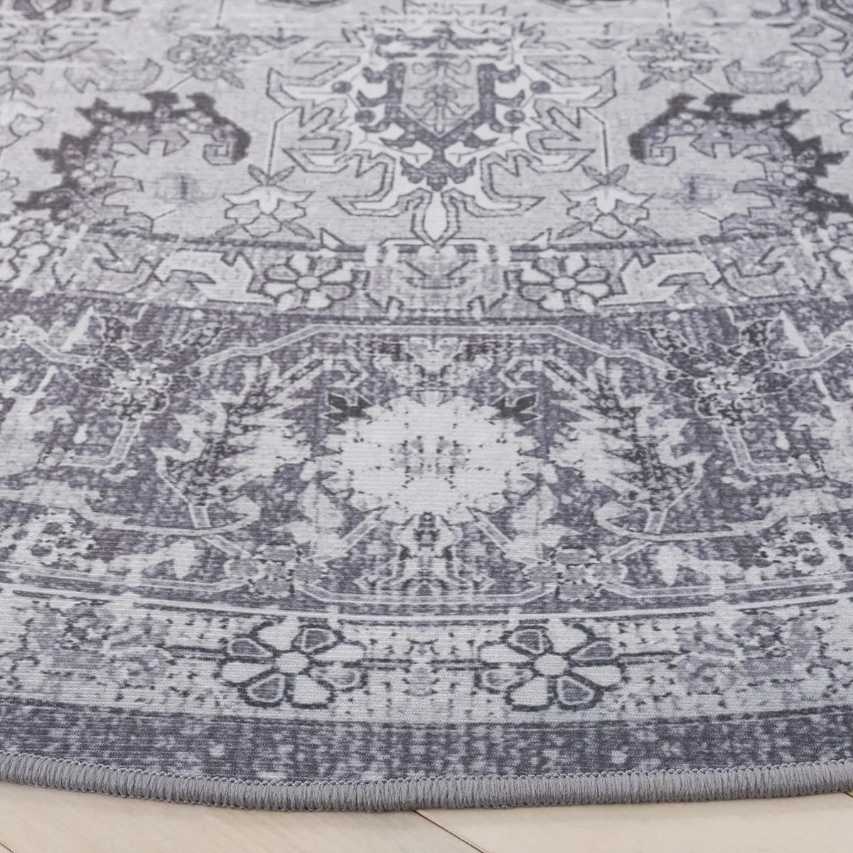 Safavieh Tucson 6'-0" x 6'-0" Rug in Dark Grey / Grey