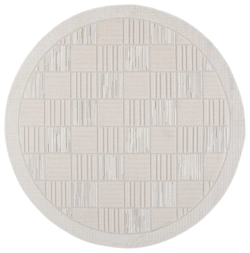 Safavieh Veranda 6'-7" x 6'-7" Rug in Ivory / Beige
