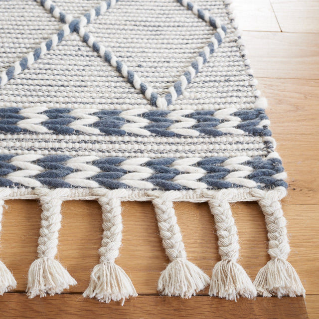 Safavieh Vermont Vrm161G Ivory/Denim Rug.