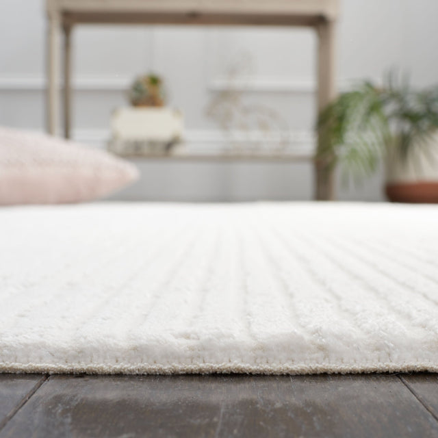 Safavieh Whisper Whs562A Ivory Rug.