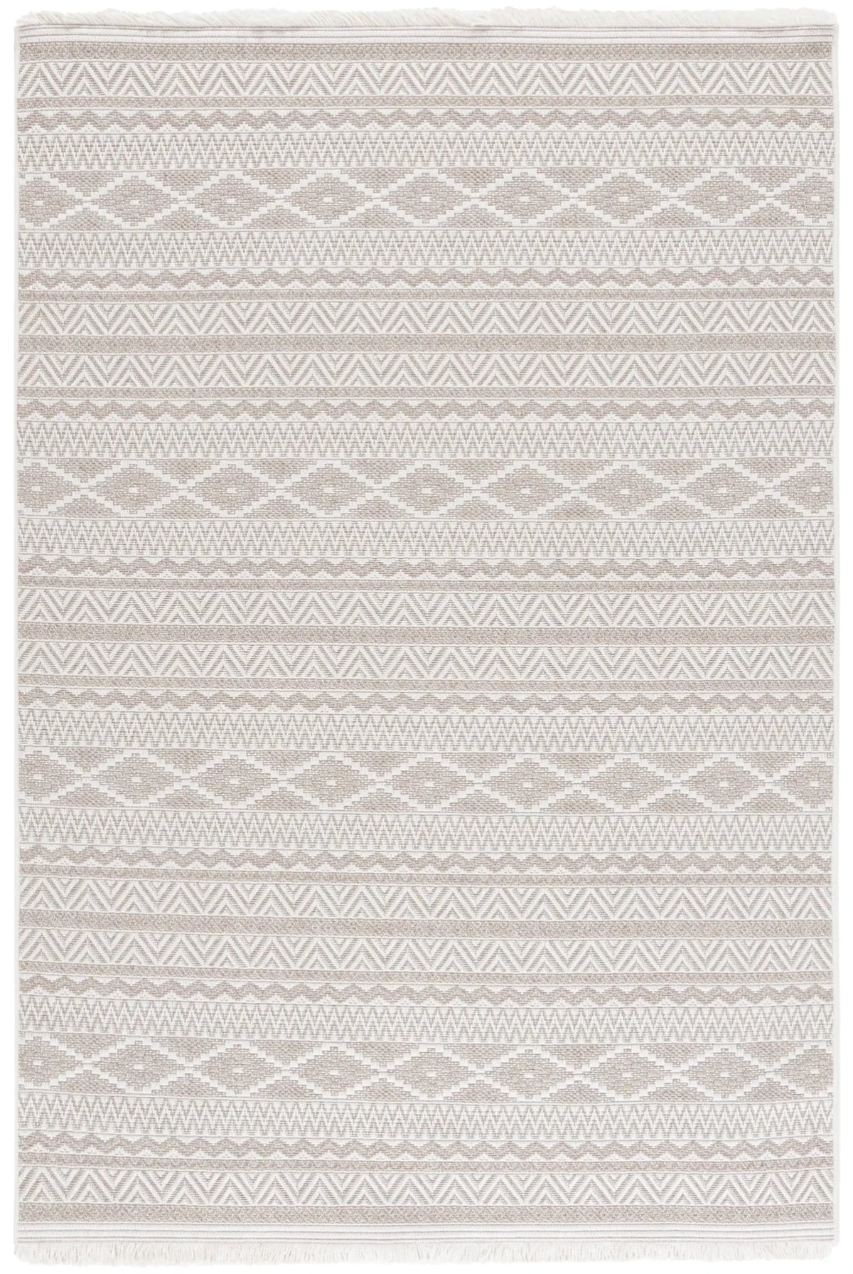 Safavieh Wicker 4'-0" x 6'-0" Rug in Ivory / Beige
