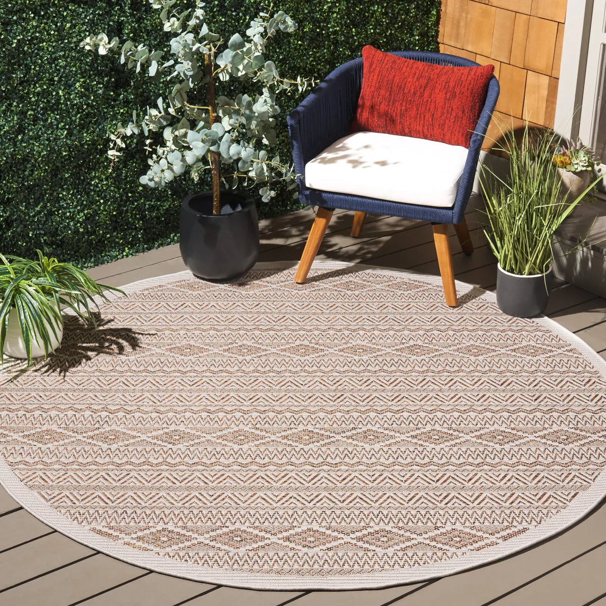 Safavieh Wicker 6'-7" x 6'-7" Rug in Orange / Beige