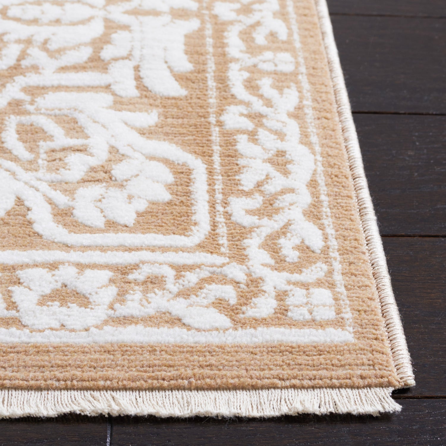 Safavieh Sabrina Sbr847D Gold/Ivory Rug.