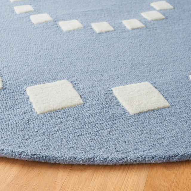 Safavieh Safavieh Kids Sfk925M Blue/Ivory Rug.