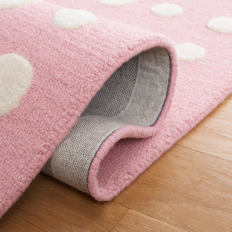 Safavieh Safavieh Kids Sfk926U Pink/Ivory Rug.