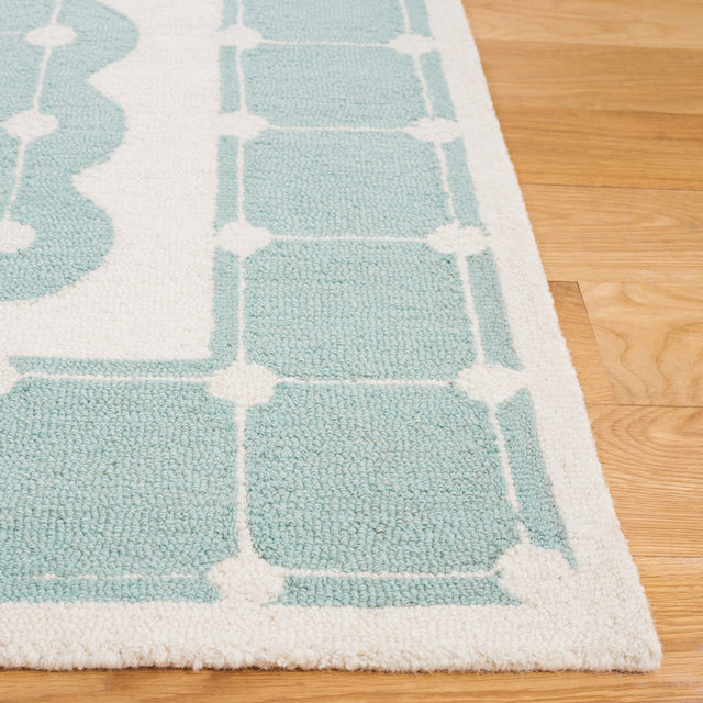 Safavieh Safavieh Kids Sfk927K Turquoise/Ivory Rug.