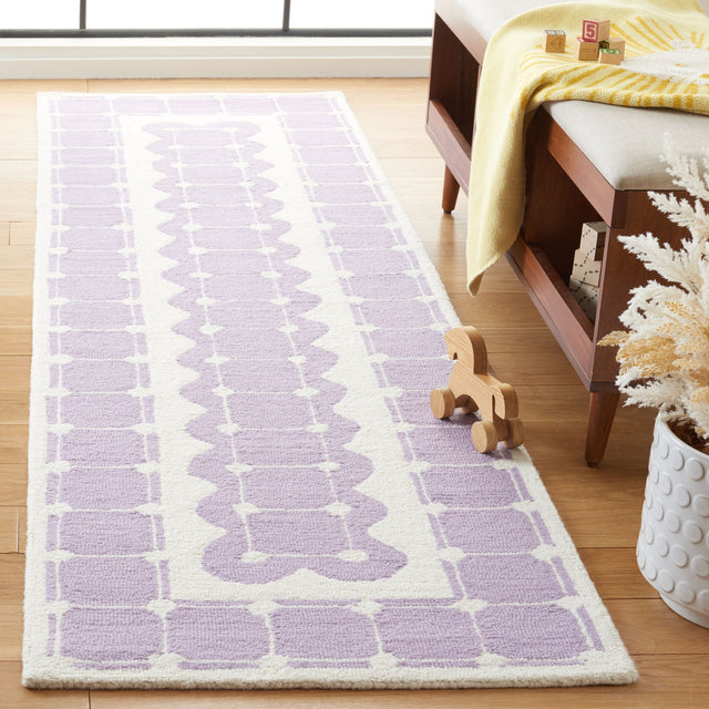 Safavieh Safavieh Kids Sfk927V Purple/Ivory Rug.