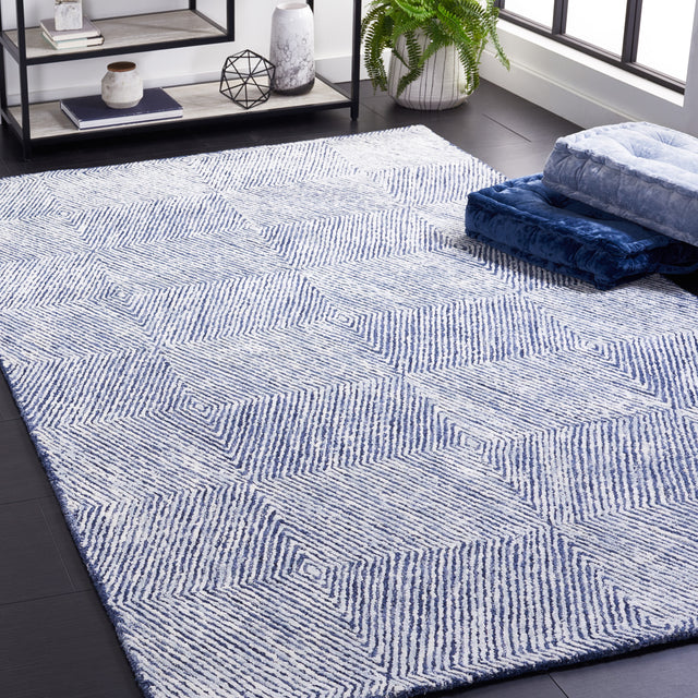 Safavieh Soho Soh126N Navy/Ivory Rug.