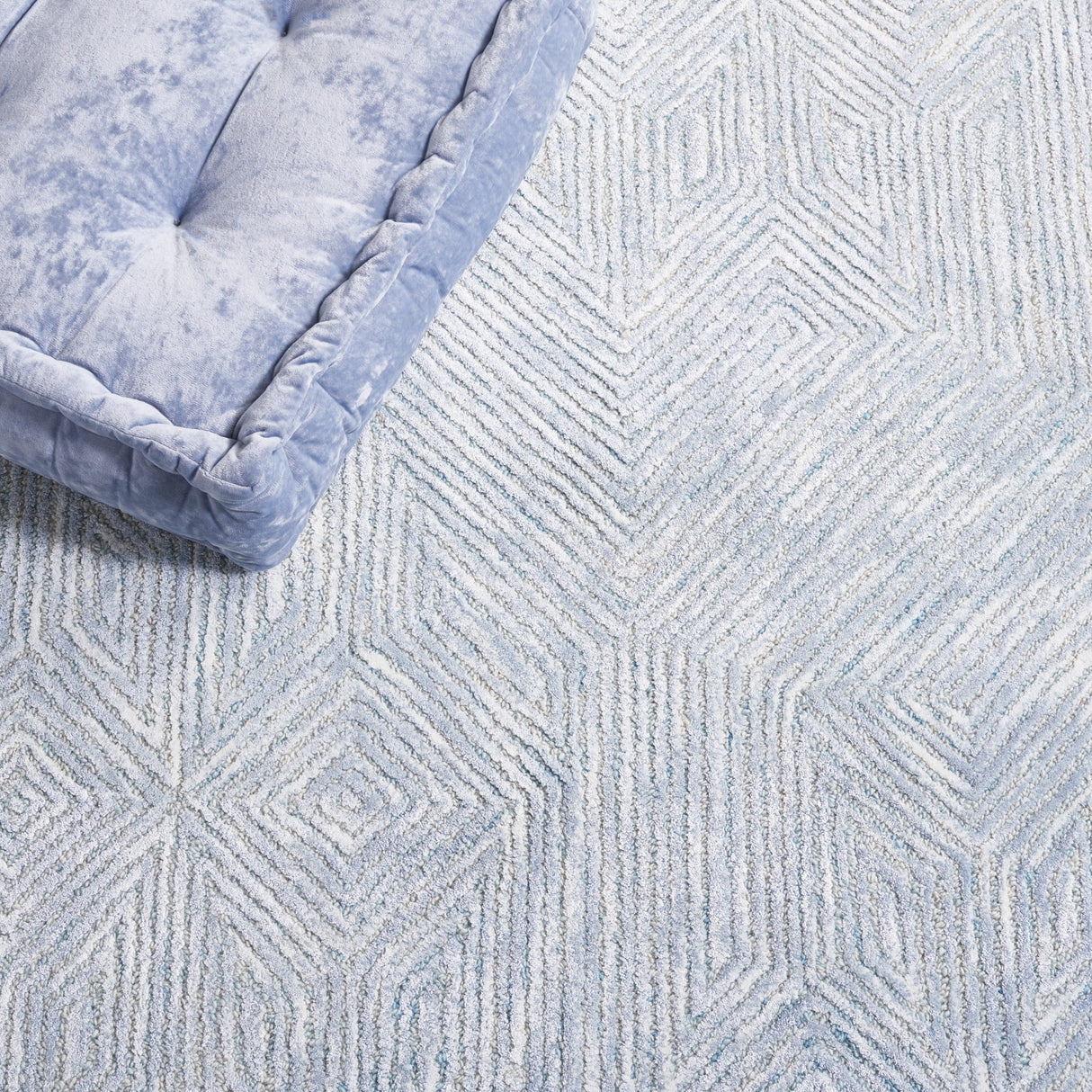 Safavieh Soho Soh127M Blue/Grey Rug.