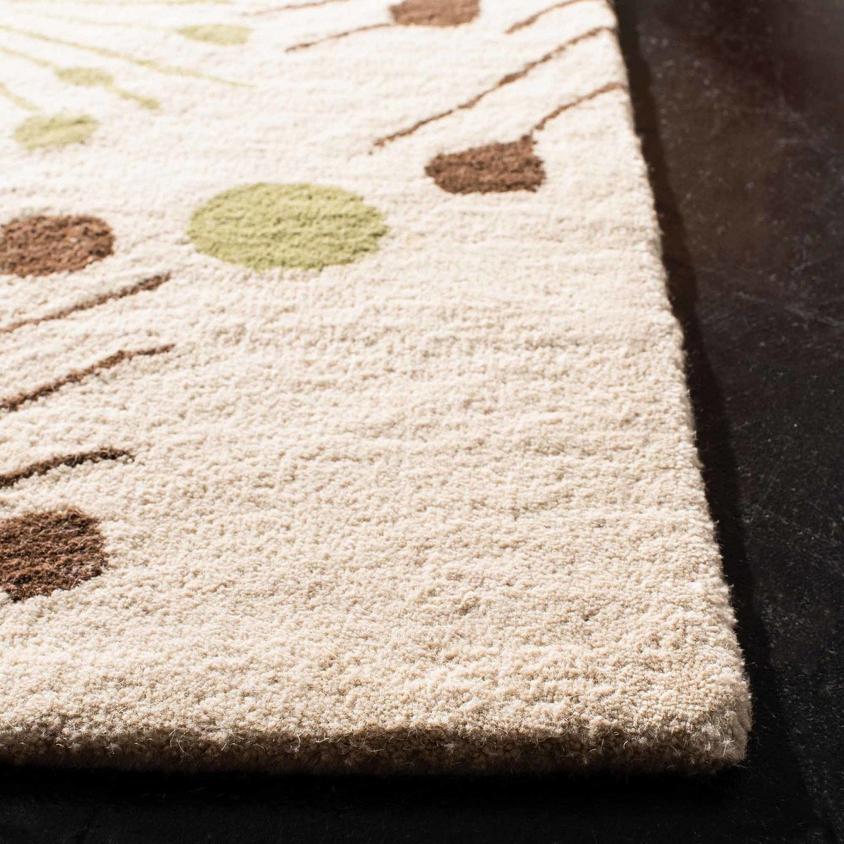 Safavieh Soho Soh747A Ivory / Multi Rugs