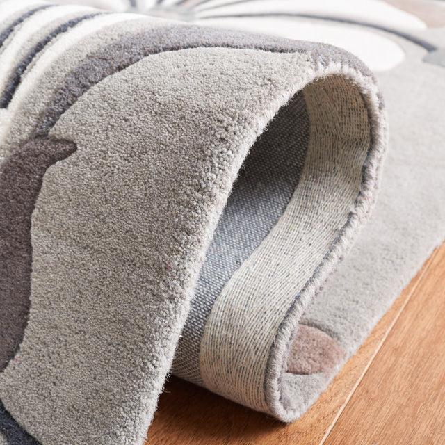 Safavieh Soho Soh826F Grey/Ivory Rug.