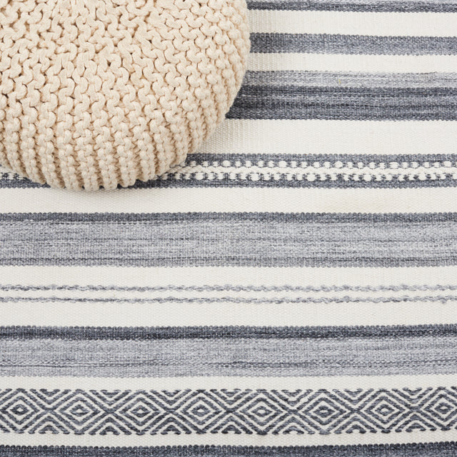 Safavieh Striped Kilim Stk426H Charcoal/Ivory Rug.