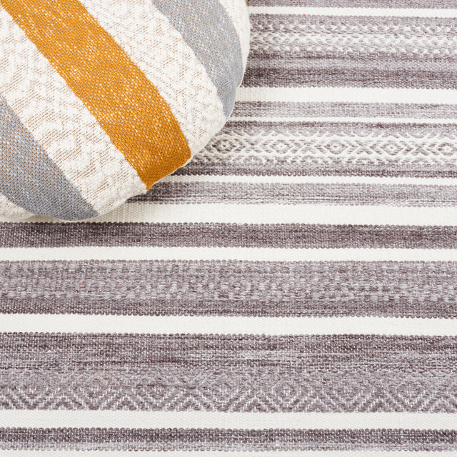 Safavieh Striped Kilim Stk427F Grey/Ivory Rug.
