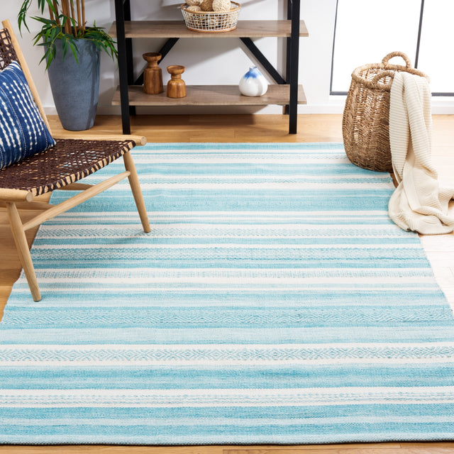 Safavieh Striped Kilim Stk429J Turquoise/Ivory Rug.