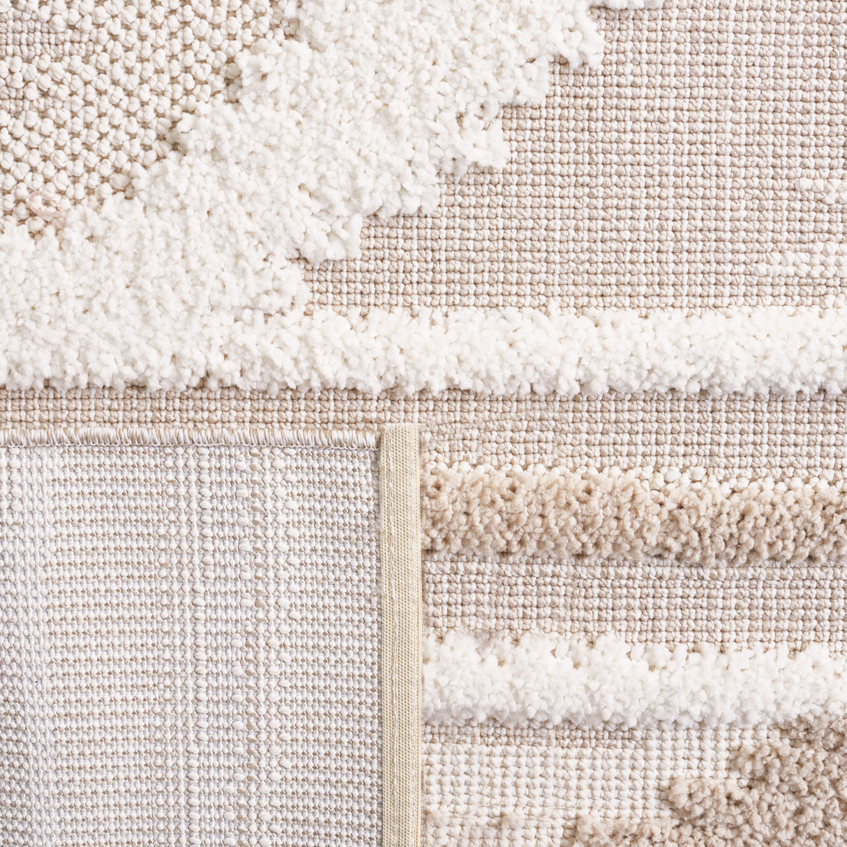 Safavieh Trends Trd110B Beige/Ivory Rug.
