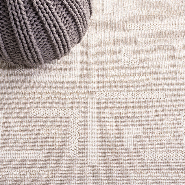 Safavieh Trends Trd116B Beige/Ivory Rug.