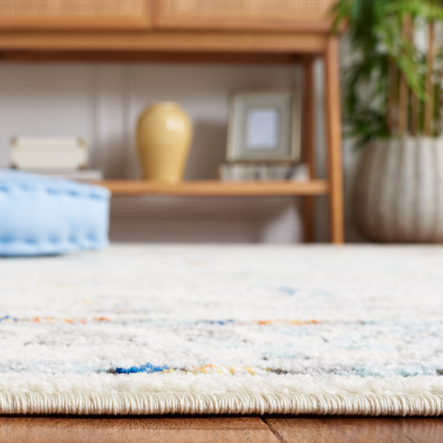 Safavieh Tulum Tul661A Ivory Grey/Blue Rust Rug.