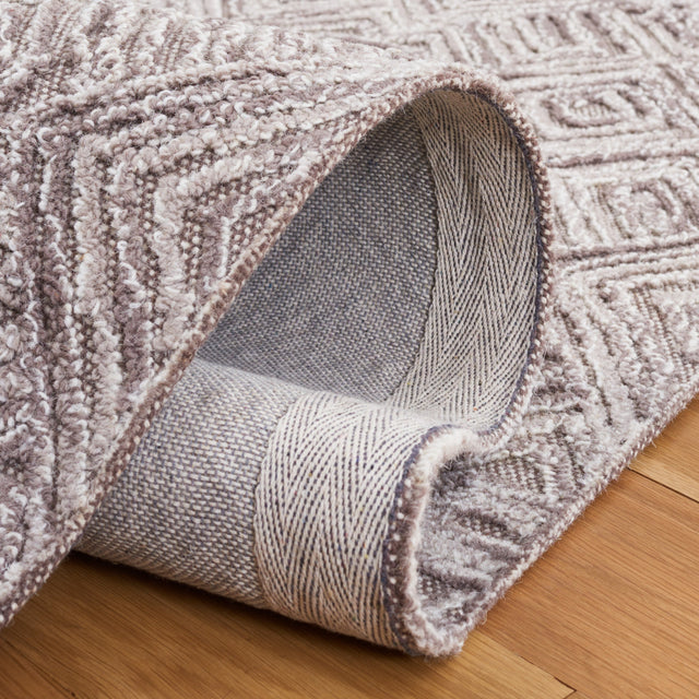 Safavieh Textual Txt201T Brown Rug.