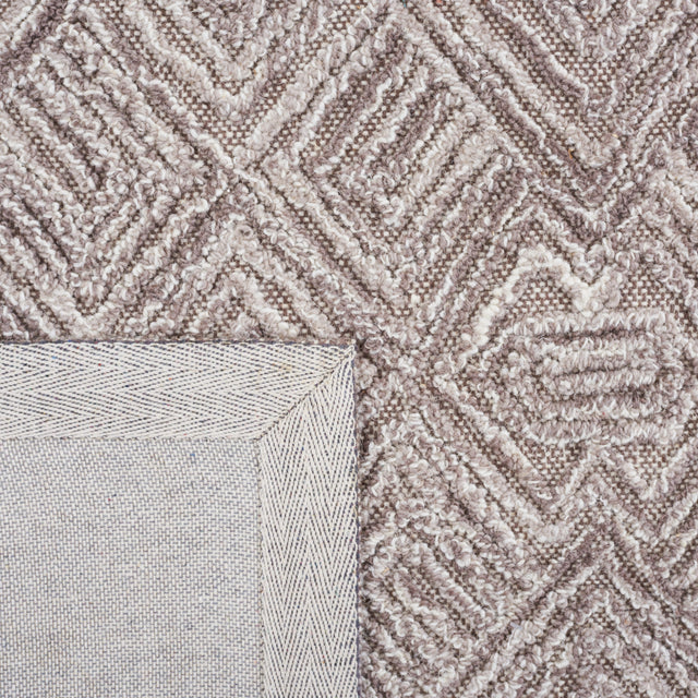 Safavieh Textual Txt201T Brown Rug.