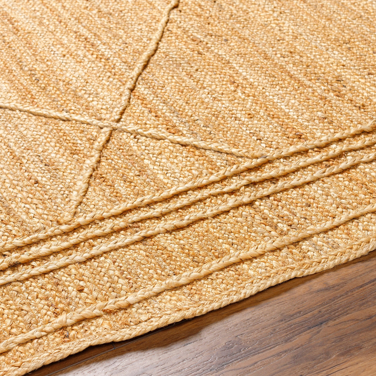 Surya Luci Uci-2301 Tan Rug.