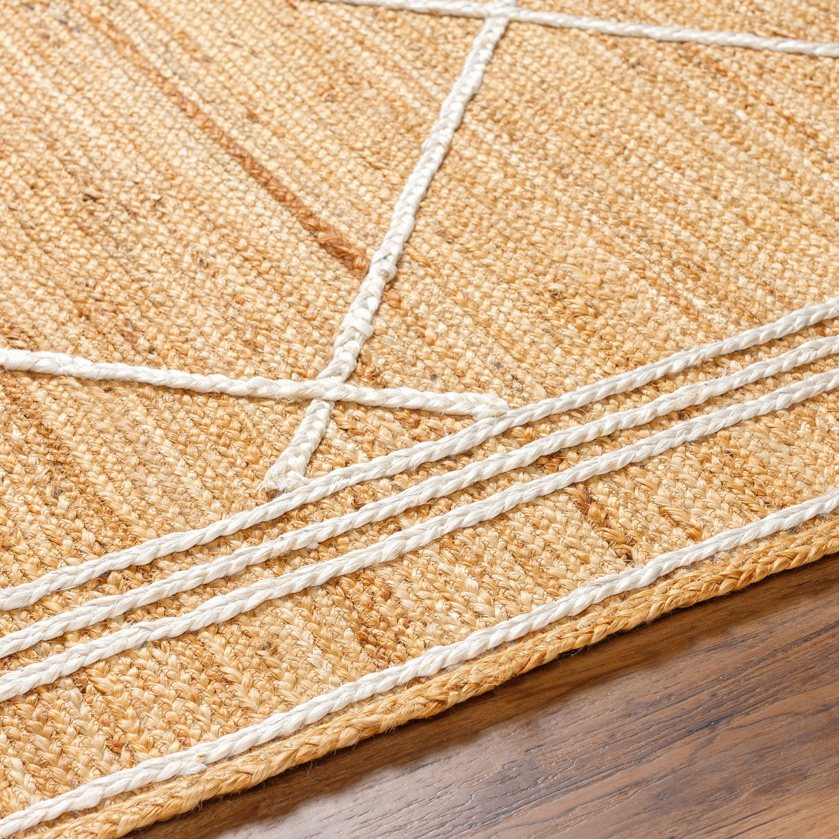 Surya Luci Uci-2303 Tan Rug.