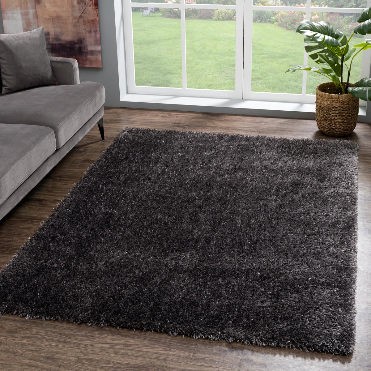 United Weavers Aubrey Rose Grey Rug - room scene