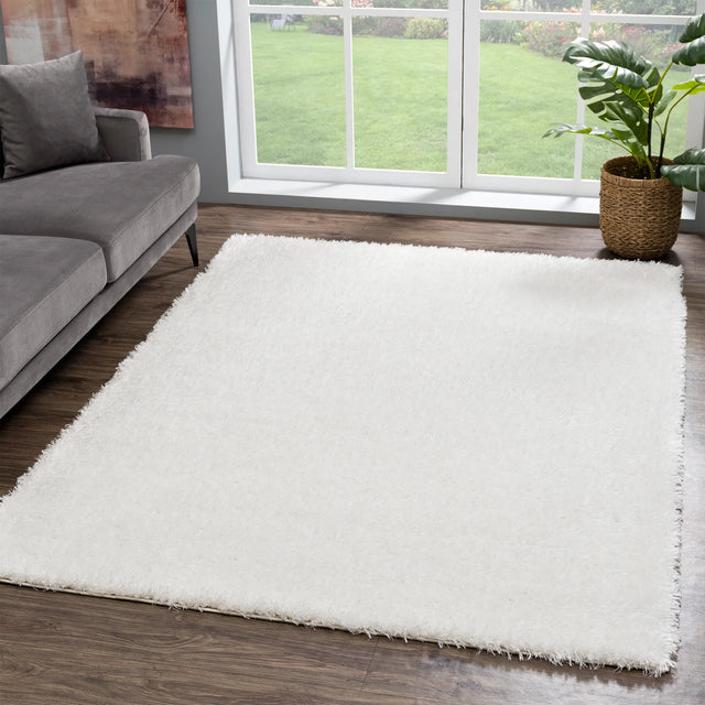 United Weavers Aubrey Rose White Rug - room scene
