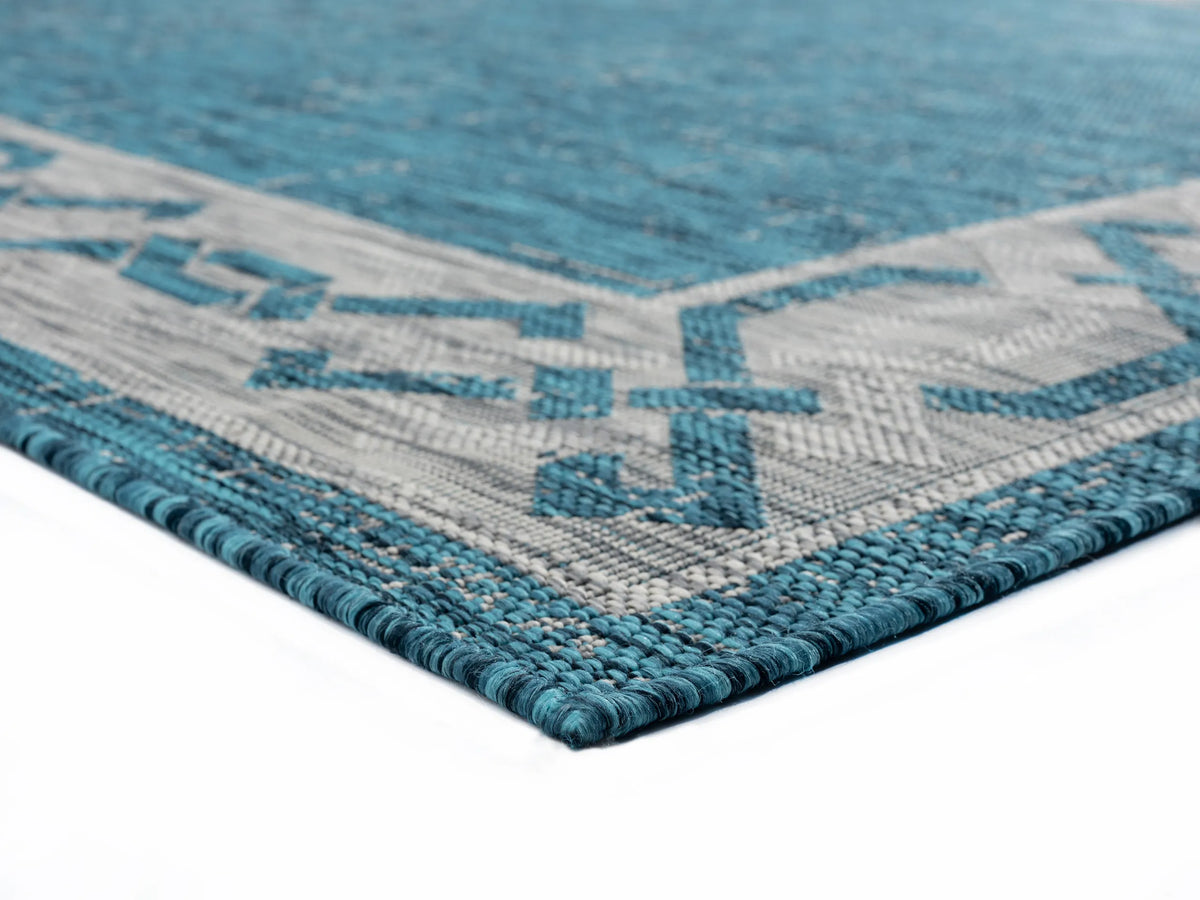 United Weavers Augusta Whitehaven Aqua Rug - angle view