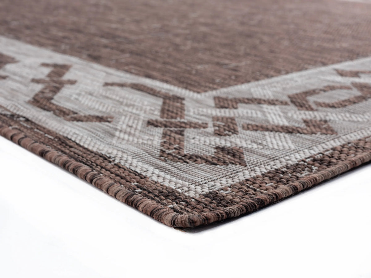 United Weavers Augusta Whitehaven Brown Rug - angle view