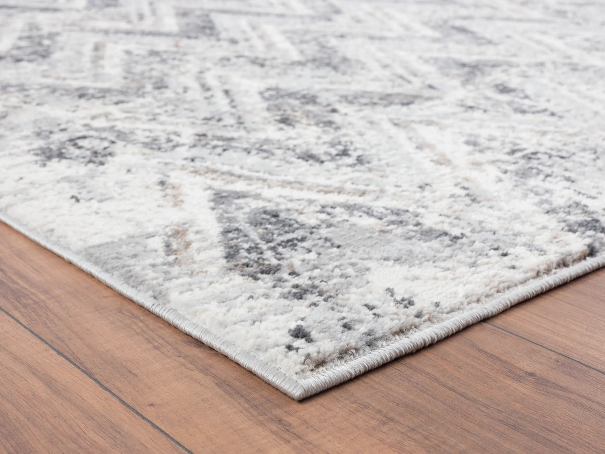 United Weavers Austin Gemology Onyx Rug - second angle view