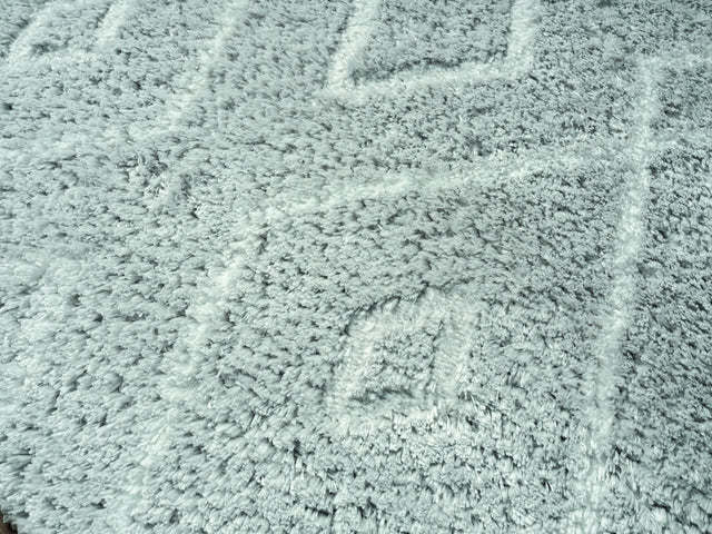 United Weavers Barcelona Martorell White Rug - close-up detail