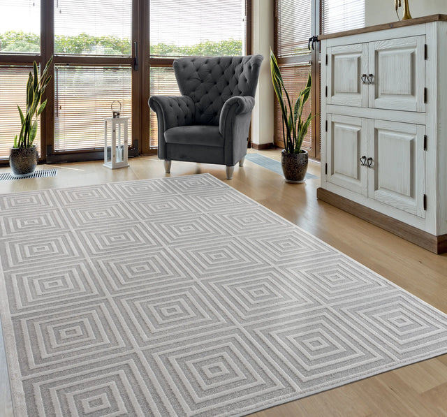 United Weavers Cascades Tehama Sand Rug - room scene