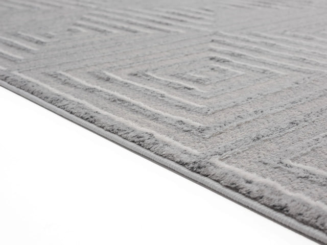 United Weavers Cascades Tehama Silver Rug - pile height detail