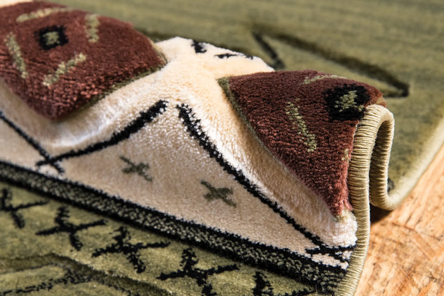 United Weavers Cottage Timberland Green Rug - side close-up detail