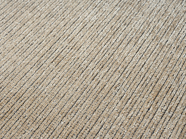 United Weavers Emerson Glory Beige Rug - close-up detail