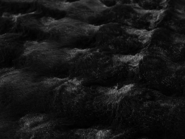 United Weavers Lavish Bubble Lush Black Rug - close-up detail