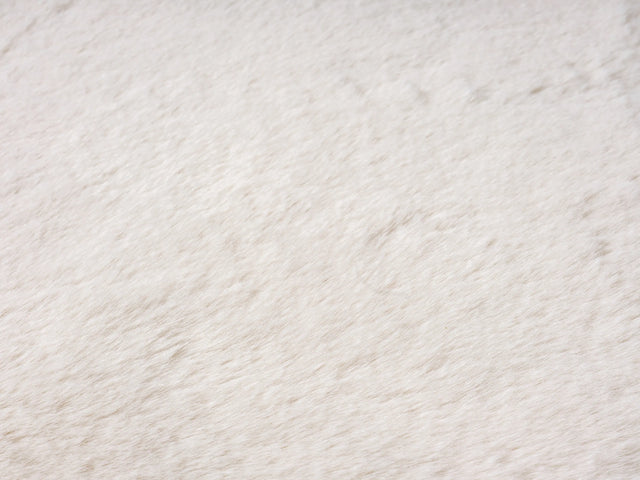 United Weavers Lavish Solid United Weavers Lavish Solid Plush Beige Rug - close-up detail