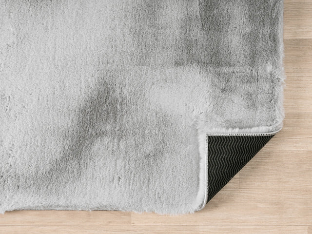 United Weavers Lavish Solid United Weavers Lavish Solid Plush Silver Rug - backing detail