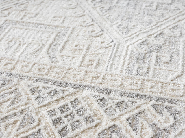 United Weavers Lexington Molly Beige Rug - close-up detail